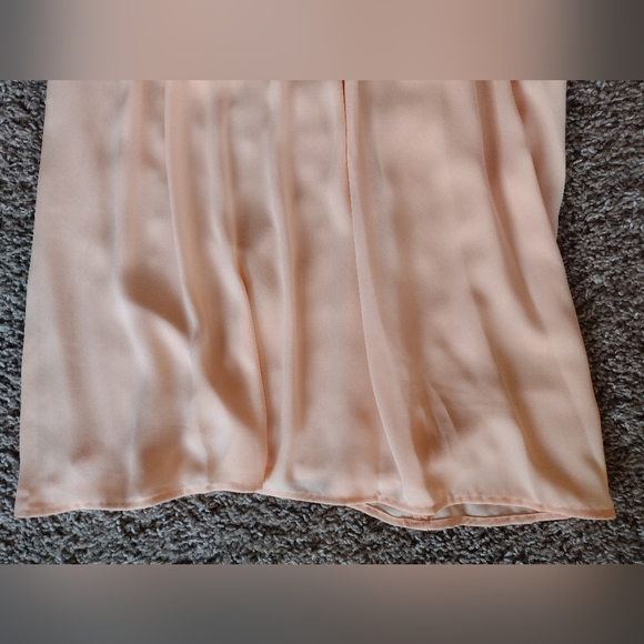 CeCe Pleated Halter Neck Sleeveless Peach Blouse Medium NWT - Picture 6 of 9